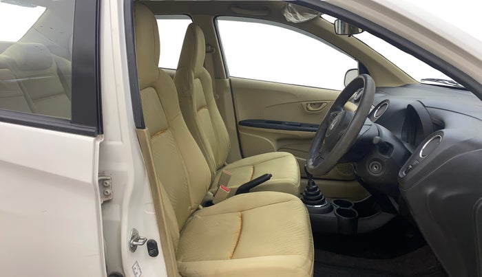 2014 Honda Amaze 1.5L I-DTEC S, Diesel, Manual, 1,48,630 km, Right Side Front Door Cabin