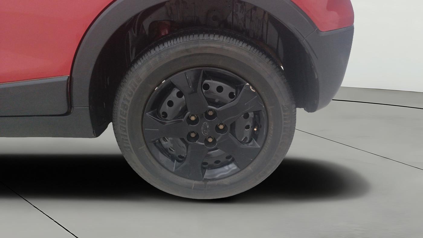 2019 Mahindra XUV300 W6 1.5 DIESEL, Diesel, Manual, 72,584 km, Left Rear Wheel