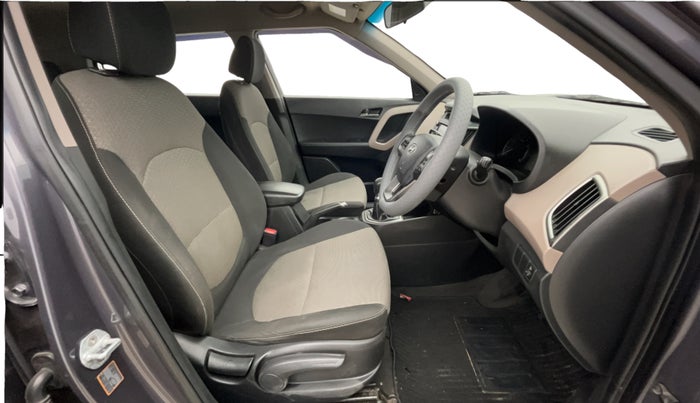 2016 Hyundai Creta SX PLUS 1.6 PETROL, Petrol, Manual, 46,346 km, Right Side Front Door Cabin