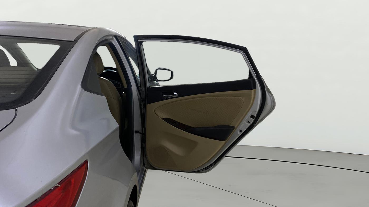 2013 Hyundai Verna FLUIDIC 1.6 VTVT SX AT, Petrol, Automatic, 52,115 km, RHS Rear Door