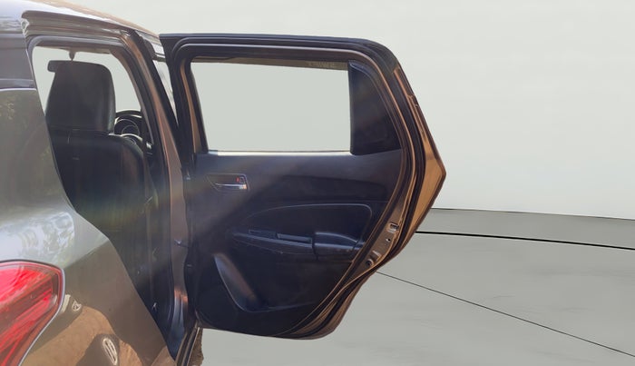 2018 Maruti Swift VXI AMT, Petrol, Automatic, 80,076 km, RHS Rear Door