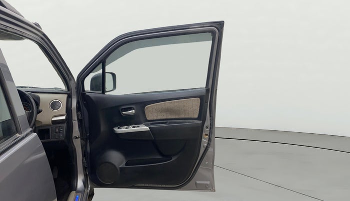 2015 Maruti Wagon R 1.0 VXI, Petrol, Manual, 75,885 km, RHS Front Door