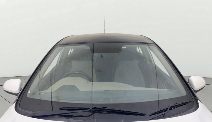 2017 Hyundai Elite i20 MAGNA 1.4 AT, Petrol, Automatic, 33,734 km, Front Windshield