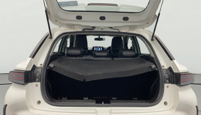 2024 Toyota Urban Cruiser Taisor V 1.0 Petrol AT, Petrol, Automatic, 9,383 km, Boot Open Zoomed View