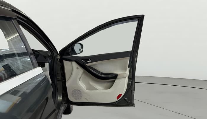 2021 Tata NEXON XZ PLUS PETROL SUNROOF, Petrol, Manual, 45,615 km, RHS Front Door