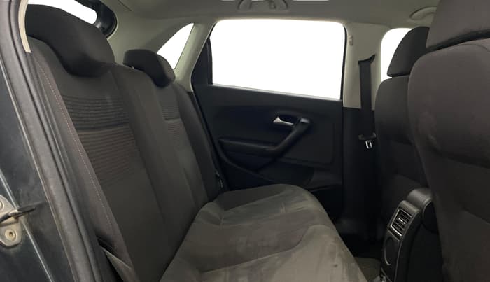 2020 Volkswagen Polo HIGHLINE PLUS 1.0, Petrol, Manual, 70,660 km, Right Side Rear Door Cabin