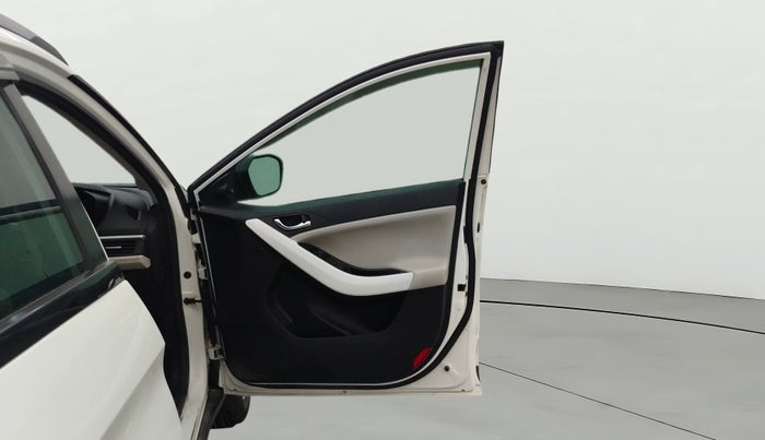 2023 Tata NEXON CREATIVE + 1.5 DIESEL, Diesel, Manual, 56,303 km, RHS Front Door