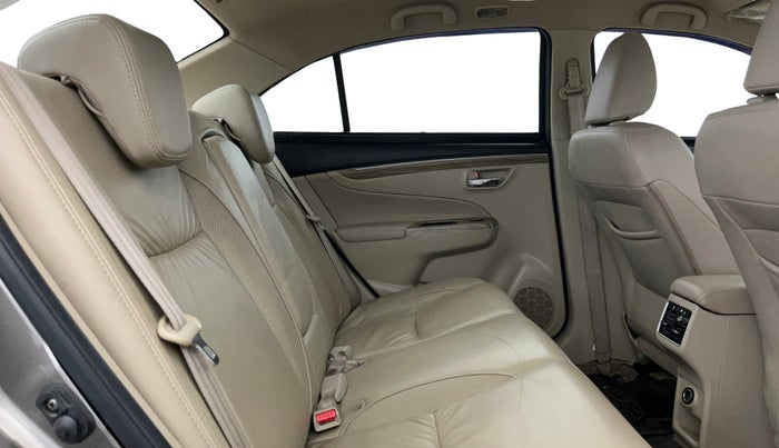 2020 Maruti Ciaz ALPHA  AT 1.5 SHVS PETROL, Petrol, Automatic, 84,279 km, Right Side Rear Door Cabin