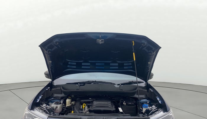 2025 Volkswagen TAIGUN GT Line 1.0L TSI MT, Petrol, Manual, 14,351 km, Open Bonet