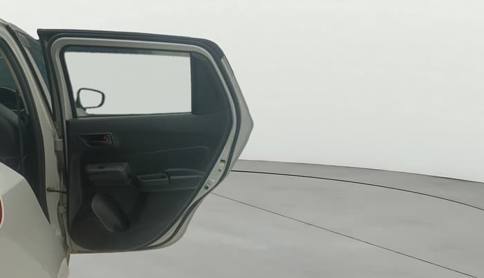2020 Maruti Swift LXI, Petrol, Manual, 32,865 km, RHS Rear Door