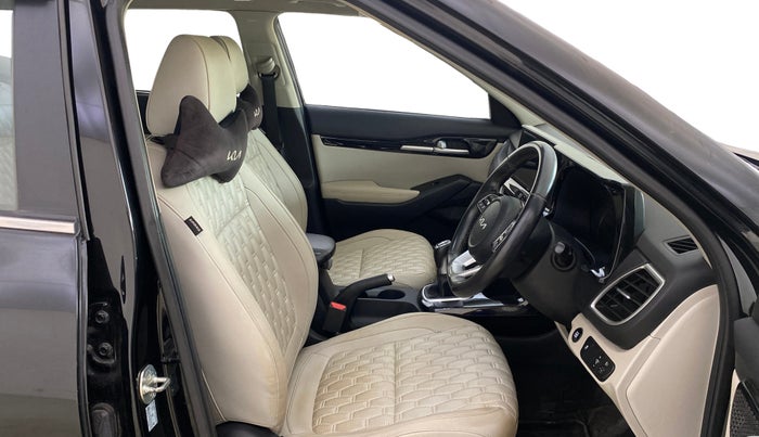 2023 KIA SELTOS HTX PETROL 1.5, Petrol, Manual, 42,332 km, Right Side Front Door Cabin