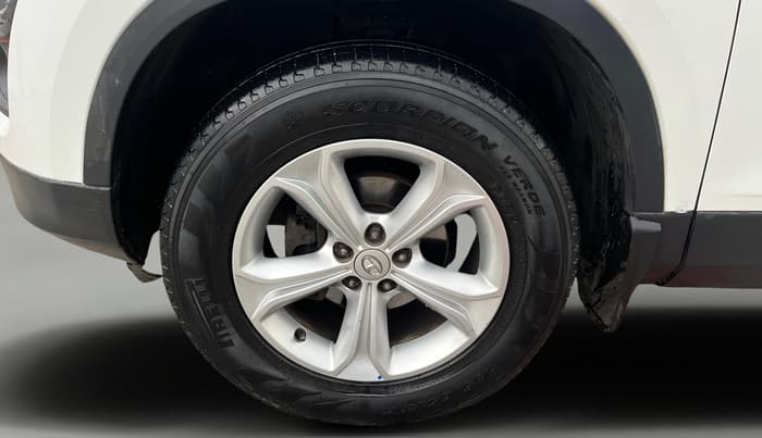 2019 Tata Harrier XZ 2.0L, Diesel, Manual, 80,830 km, Left Front Wheel