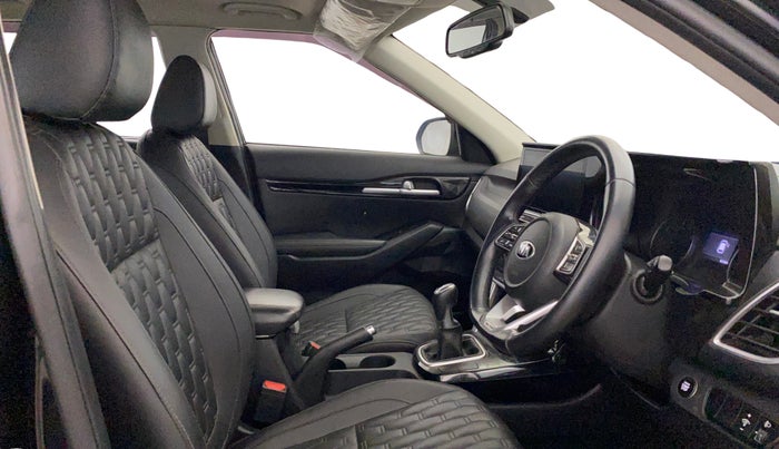 2020 KIA SELTOS HTX ANNIVERSARY EDITION 1.5 PETROL, Petrol, Manual, 42,013 km, Right Side Front Door Cabin