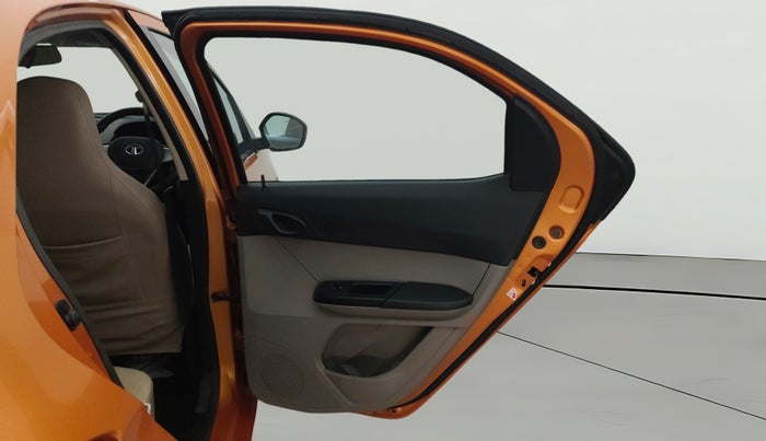 2016 Tata Tiago XT PETROL, Petrol, Manual, 92,082 km, RHS Rear Door