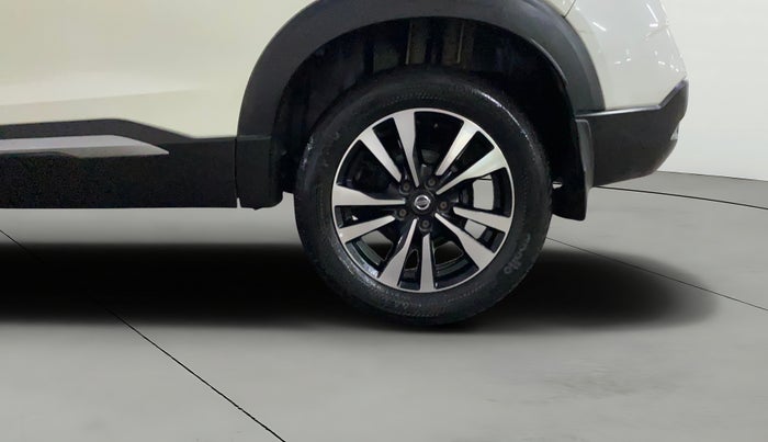 2020 Nissan Kicks XV PREMIUM (O) TURBO 1.3 DUAL TONE, Petrol, Manual, 54,686 km, Left Rear Wheel