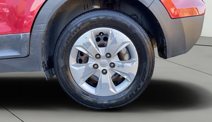 2015 Hyundai Creta S 1.6 PETROL, Petrol, Manual, 1,25,511 km, Left Rear Wheel