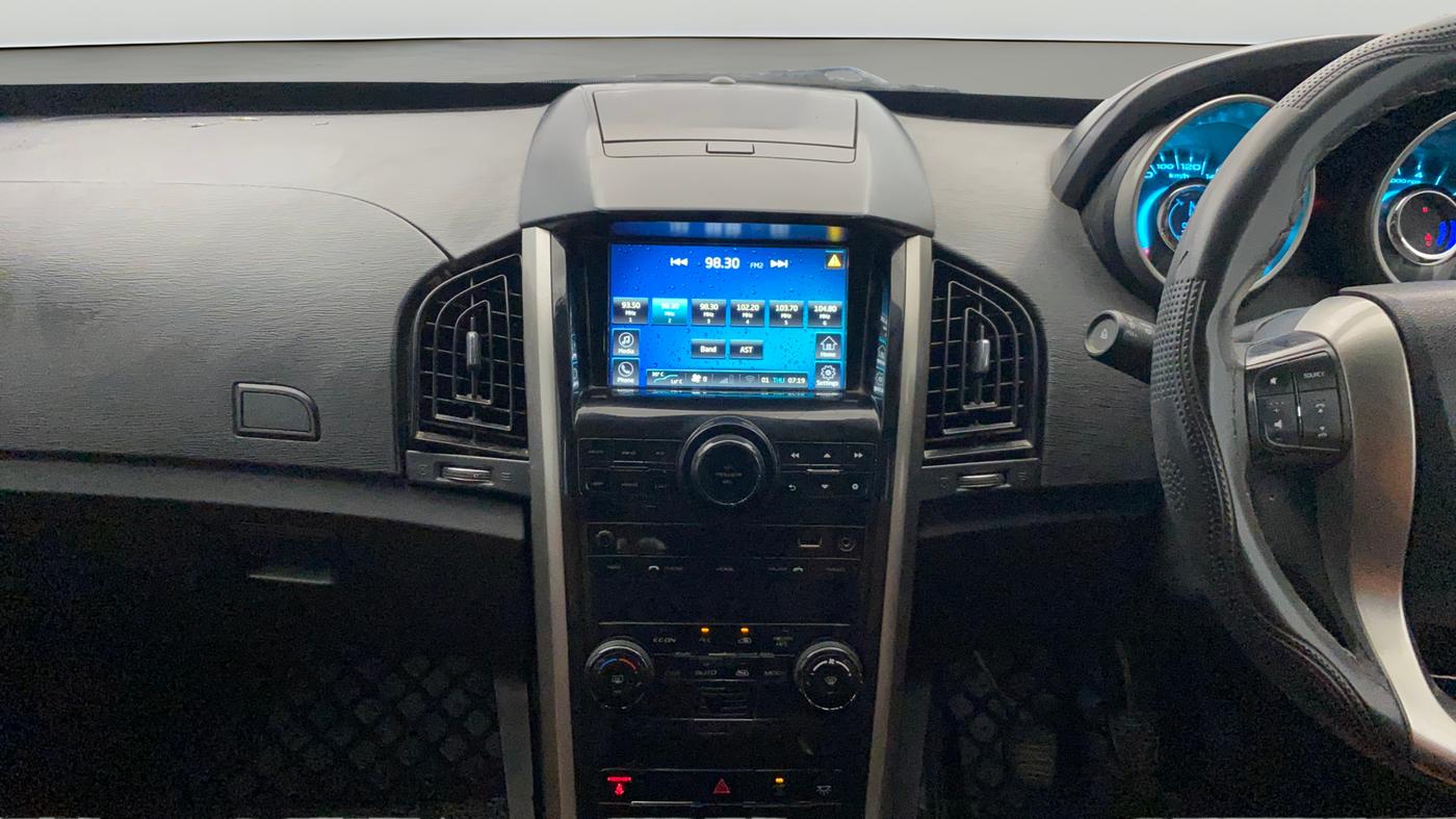 2019 Mahindra XUV500 W7, Diesel, Manual, 96,026 km, Air Conditioner