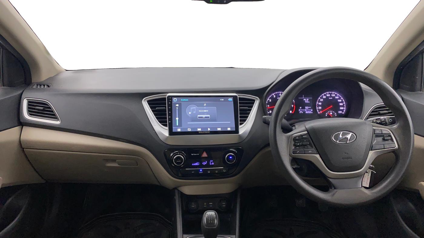 2018 Hyundai Verna 1.6 VTVT SX, Petrol, Manual, 84,748 km, Dashboard