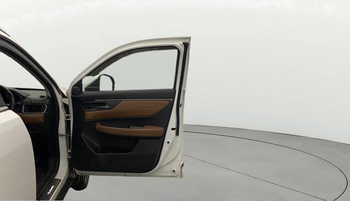 2023 Honda ELEVATE ZX MT, Petrol, Manual, 1,22,904 km, RHS Front Door