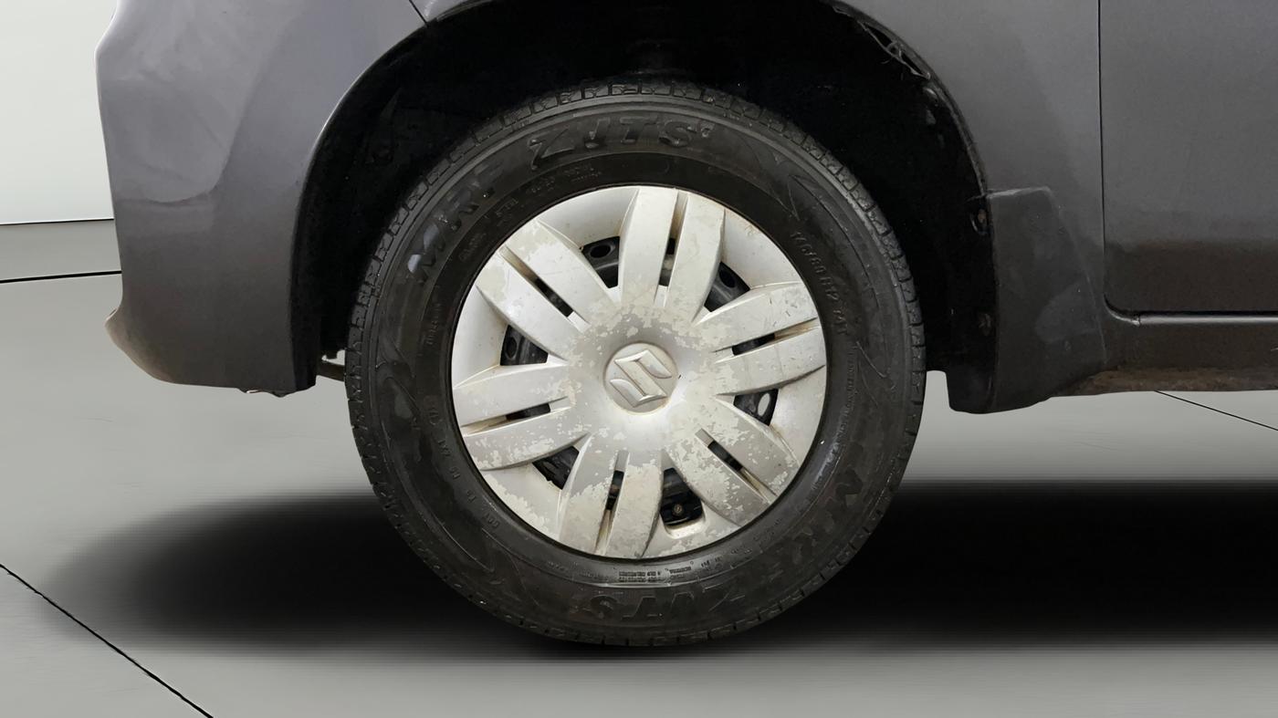 2021 Maruti Alto LXI CNG, CNG, Manual, 61,105 km, Left Front Wheel