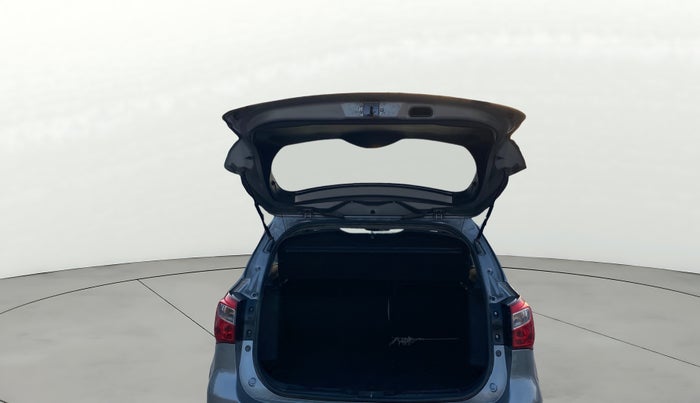 2015 Maruti S Cross ZETA 1.3, Diesel, Manual, 1,06,061 km, Boot Door Open