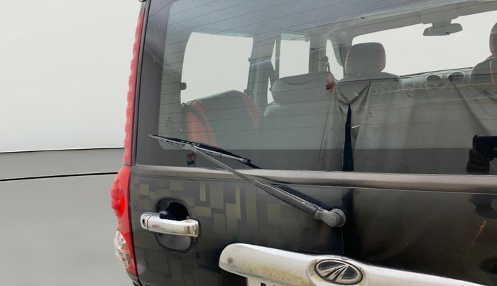 2013 Mahindra Scorpio VLX 2WD AIRBAG, Diesel, Manual, 1,44,881 km, Rear Wiper