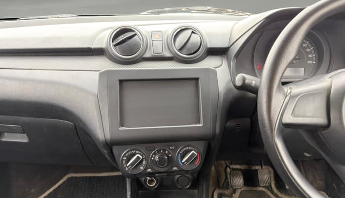 2024 Maruti Swift LXI, Petrol, Manual, 33,170 km, Air Conditioner