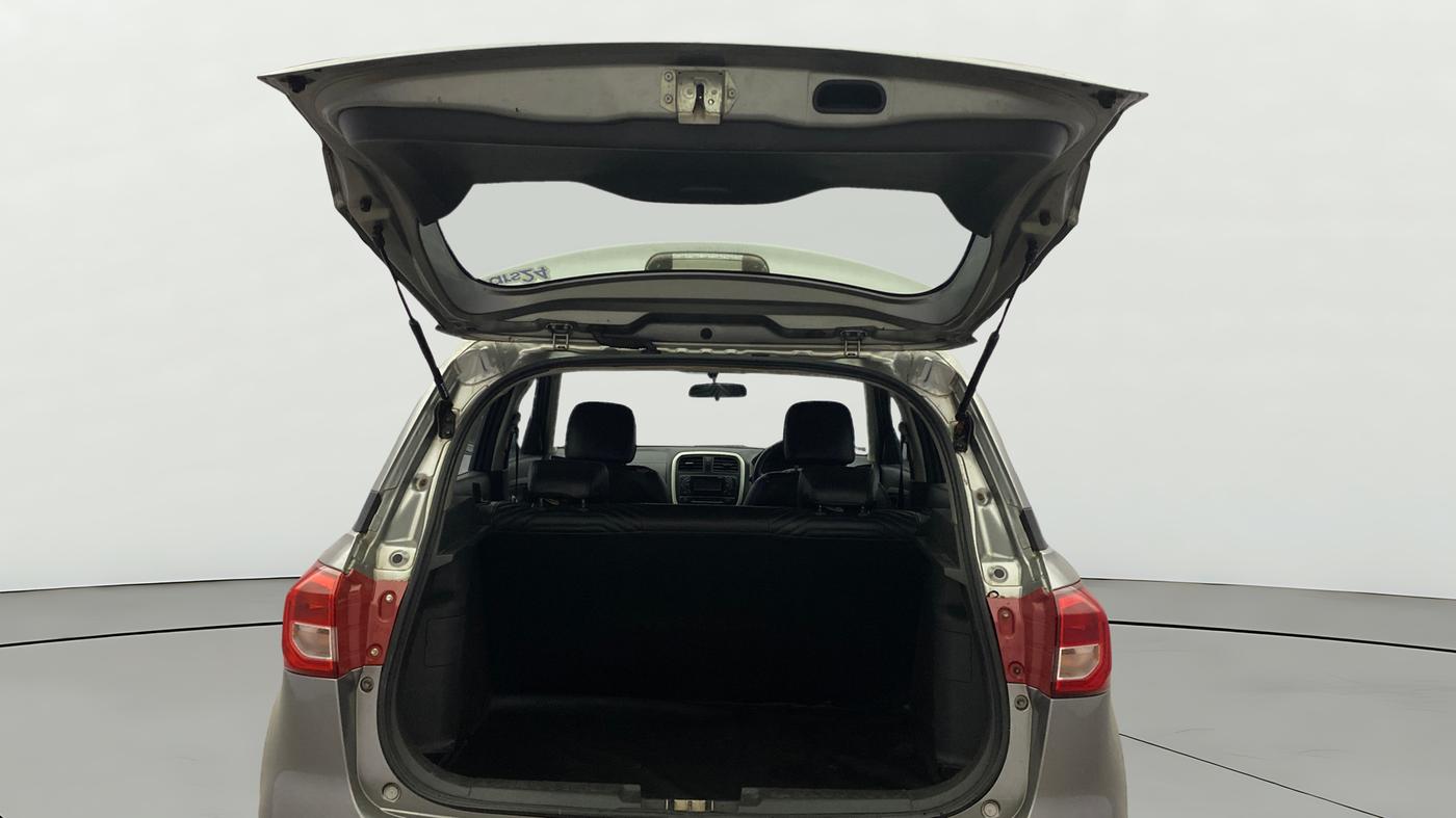 2016 Maruti Vitara Brezza VDI, Diesel, Manual, 1,01,560 km, Boot Door Open