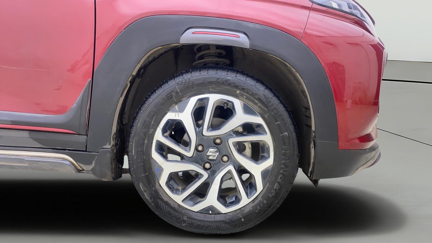 2024 Maruti FRONX ALPHA 1.0L TURBO 6 AT, Petrol, Automatic, 37,751 km, Right Front Wheel