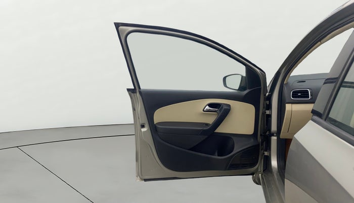 2019 Skoda Rapid STYLE 1.6 MPI, Petrol, Manual, 1,17,061 km, LHS Front Door