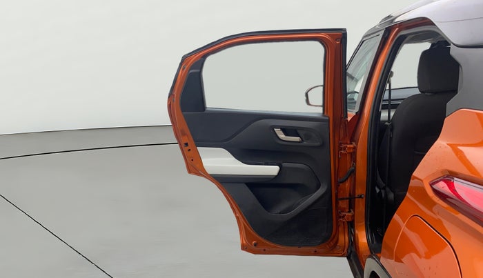 2024 Tata PUNCH CREATIVE  1.2 RTN DUAL TONE, Petrol, Manual, 8,011 km, LHS Rear Door