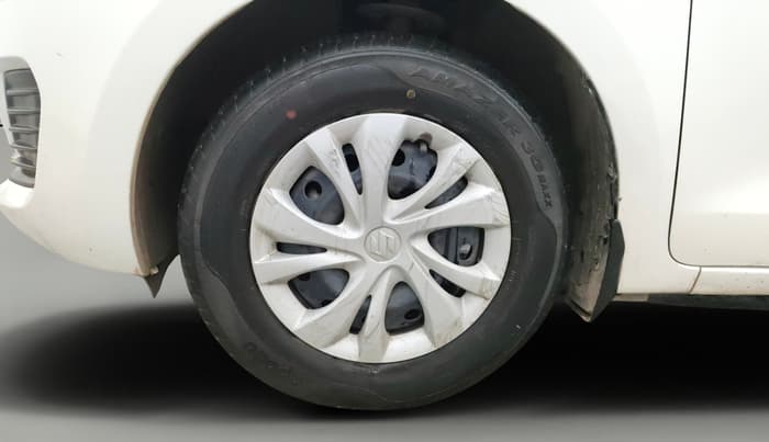2018 Maruti Swift VXI AMT, Petrol, Automatic, 40,594 km, Left Front Wheel