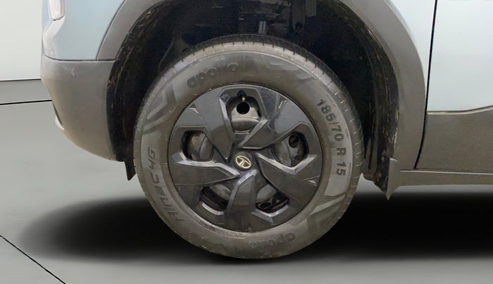 2022 Tata PUNCH ADVENTURE MT, Petrol, Manual, 13,148 km, Left Front Wheel