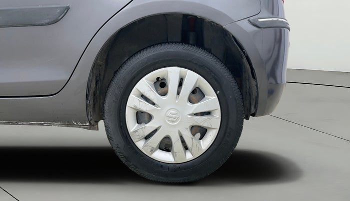 2015 Maruti Swift VXI, Petrol, Manual, 35,040 km, Left Rear Wheel