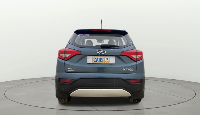 2022 Mahindra XUV300 W8 (O) 1.2 PETROL AMT, Petrol, Automatic, 26,264 km, Back/Rear
