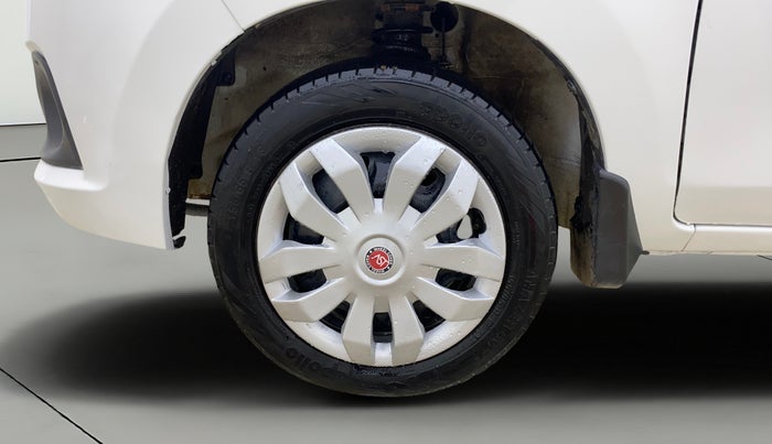 2016 Maruti Alto K10 VXI AMT, CNG, Automatic, 80,754 km, Left Front Wheel