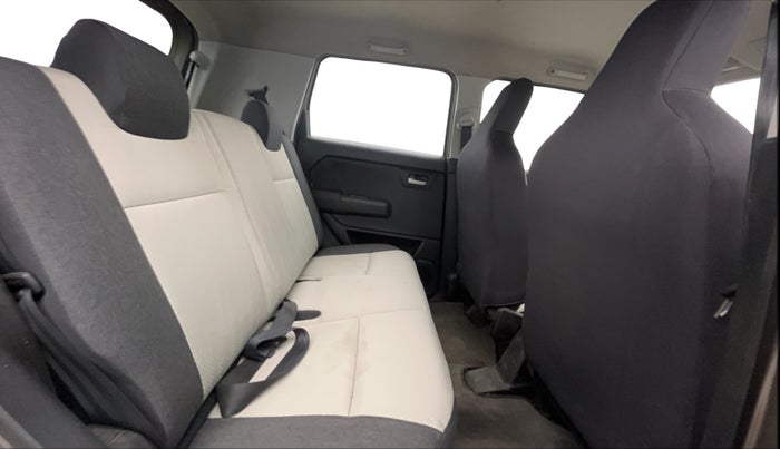 2022 Maruti New Wagon-R VXI CNG 1.0, CNG, Manual, 75,452 km, Right Side Rear Door Cabin