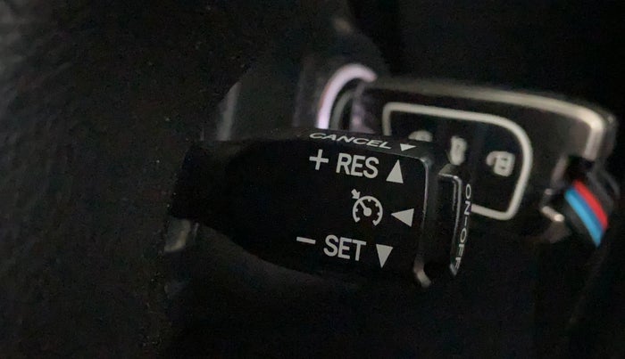2021 Toyota Innova Crysta 2.7 GX AT 7 STR, Petrol, Automatic, 43,831 km, Adaptive Cruise Control