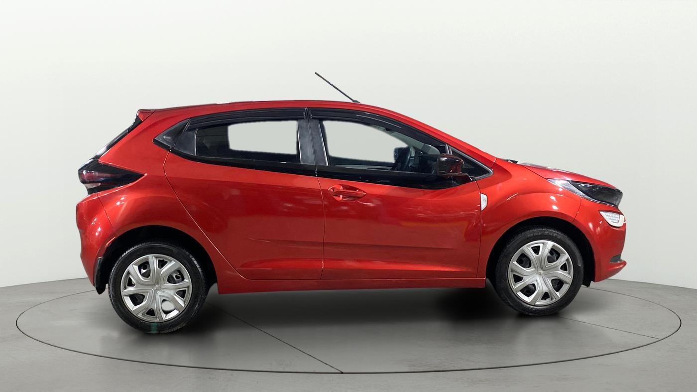 2022 Tata ALTROZ XM PLUS PETROL, Petrol, Manual, 26,300 km, Right Side View