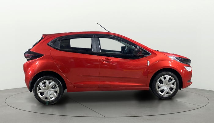 2022 Tata ALTROZ XM PLUS PETROL, Petrol, Manual, 26,366 km, Right Side View