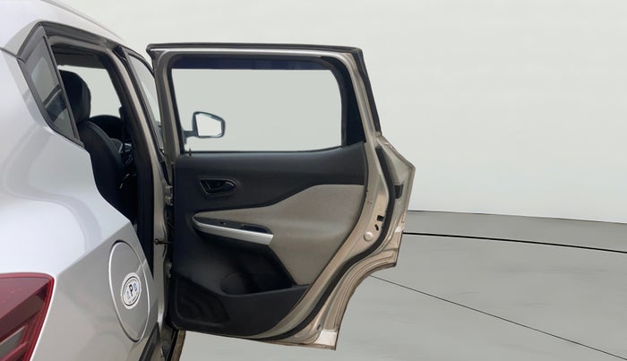 2022 Nissan MAGNITE XE, Petrol, Manual, 30,713 km, RHS Rear Door