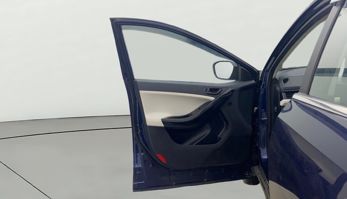 2025 Tata Curvv Creative 1.2 Petrol 6MT, Petrol, Manual, 13,302 km, LHS Front Door