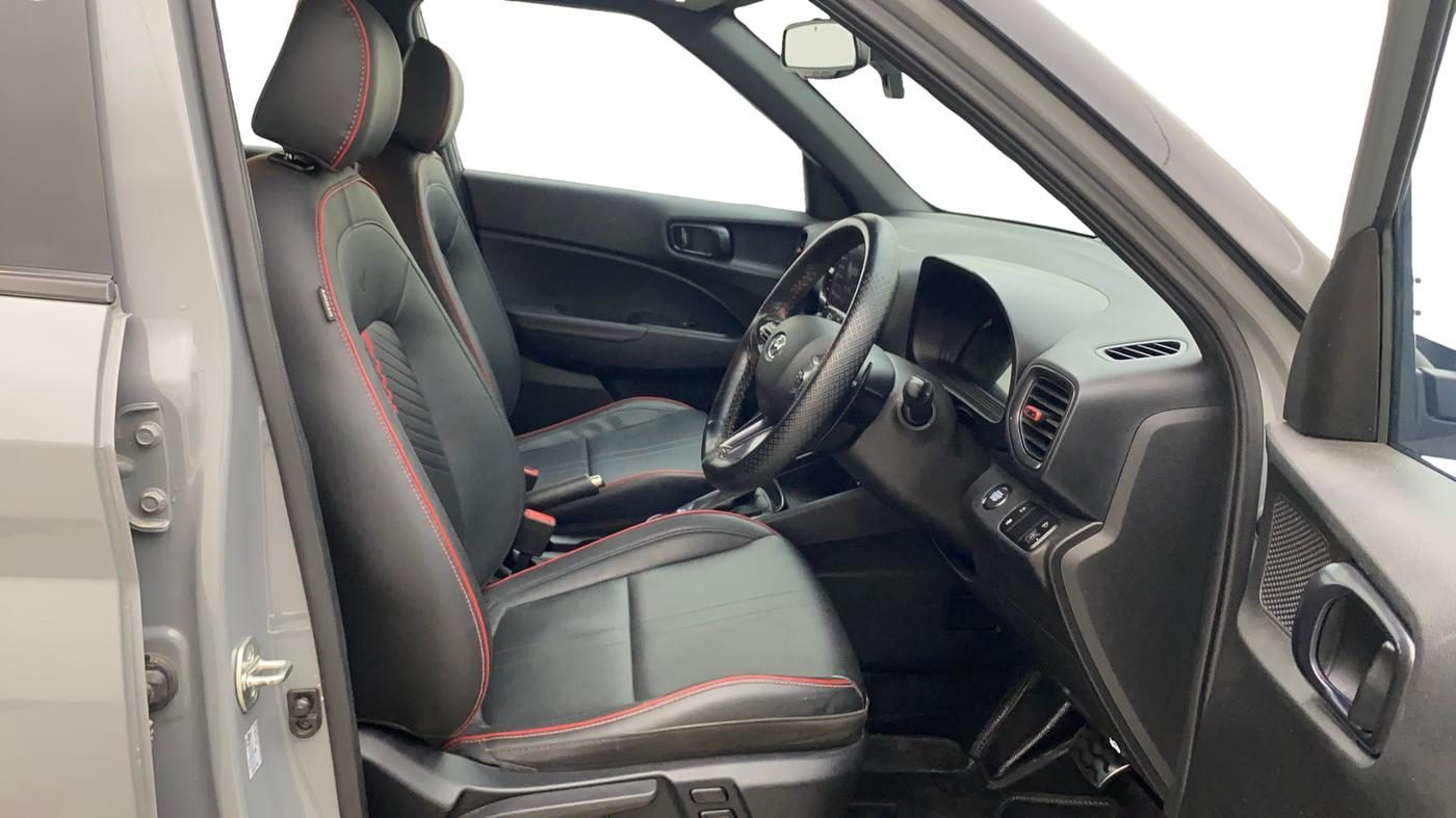 2023 Hyundai VENUE N LINE N8 1.0 TURBO DCT, Petrol, Automatic, 46,238 km, Right Side Front Door Cabin