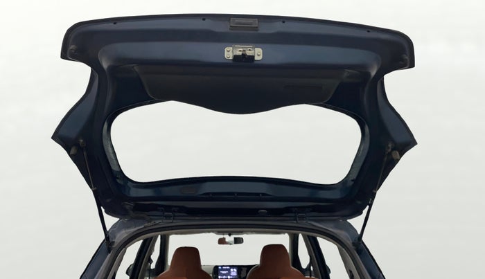 2021 Hyundai GRAND I10 NIOS SPORTZ 1.2 KAPPA VTVT CNG, CNG, Manual, 97,481 km, Boot Door Open