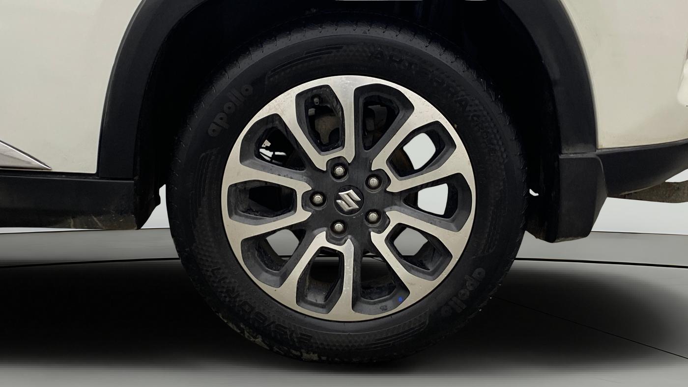 2023 Maruti Grand Vitara ZETA SMART HYBRID, Petrol, Manual, 75,851 km, Left Rear Wheel