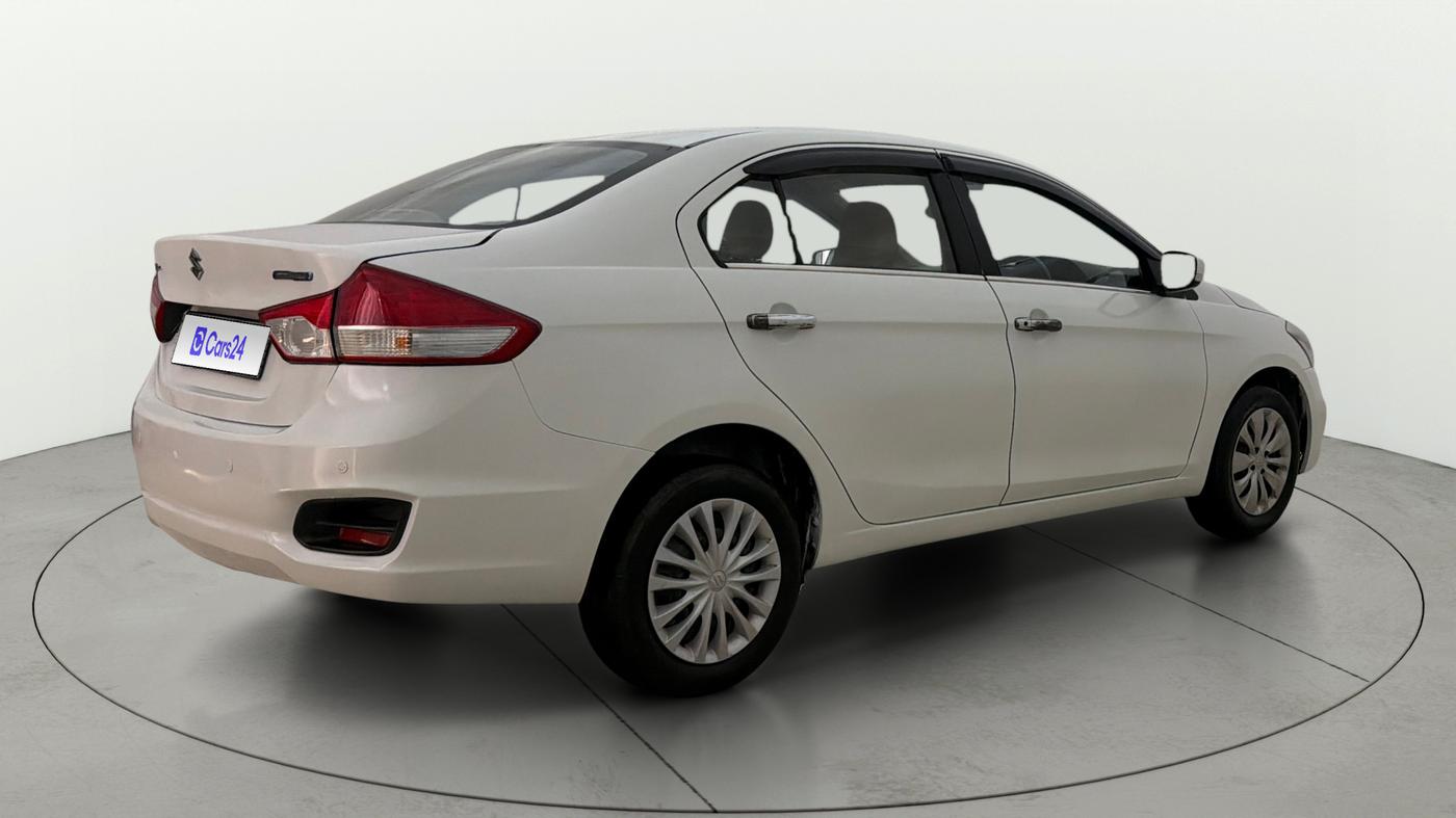 2022 Maruti Ciaz SIGMA 1.5 SHVS MT  PETROL, Petrol, Manual, 66,194 km, Right Back Diagonal