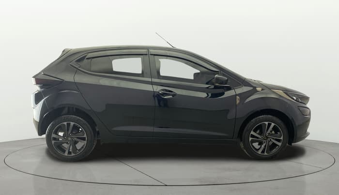 2023 Tata ALTROZ XZA PLUS DARK EDTION, Petrol, Automatic, 25,887 km, Right Side View