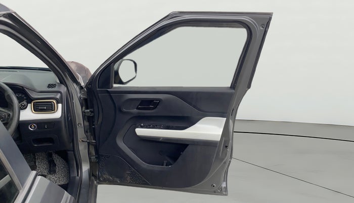 2022 Tata PUNCH ACCOMPLISHED AMT, Petrol, Automatic, 46,051 km, RHS Front Door