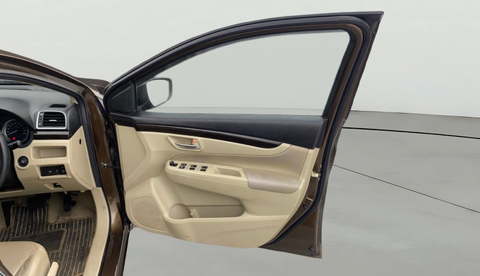 2017 Maruti Ciaz ALPHA  AT 1.4  PETROL, Petrol, Automatic, 18,819 km, RHS Front Door