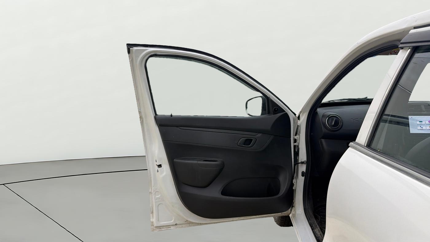2025 Renault Kwid RXL 1.0 (O), CNG, Manual, 27,203 km, LHS Front Door